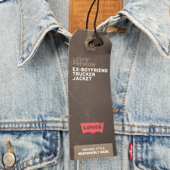 Levi's | NWT Ex-Boyfriend Trucker Denim Jacket - Picture 4 of 9
